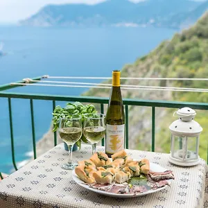 Arbasia De Ma, Terre Marine Pensión Corniglia